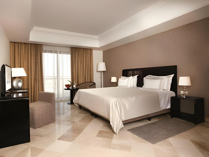 Bedroom, Concorde Paris