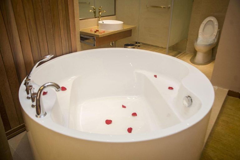 Bathroom 5, Rongjiang Hotel, Jieyang