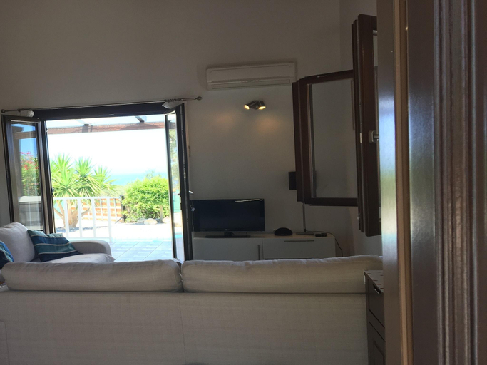 Bedroom 2, Villa in Kirianna with Private Pool, Crete