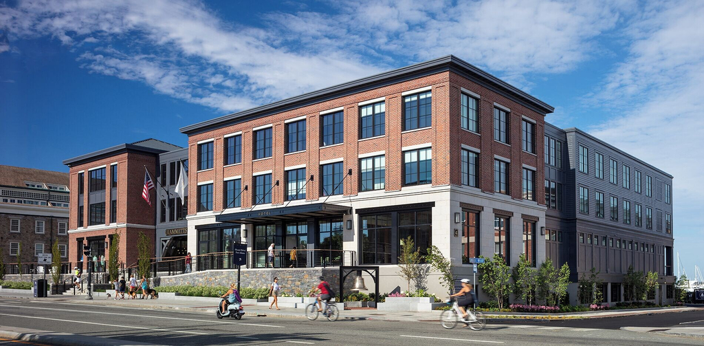 Exterior & Views 1, Hammetts Hotel, Newport
