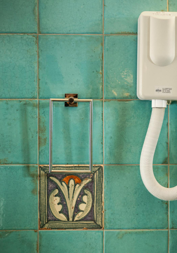 Bathroom 3, Voreades, South Aegean