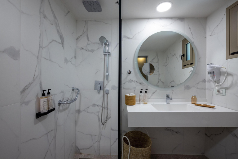 Bathroom 5, Eliros Mare Beachfront Poem Hotel, Crete