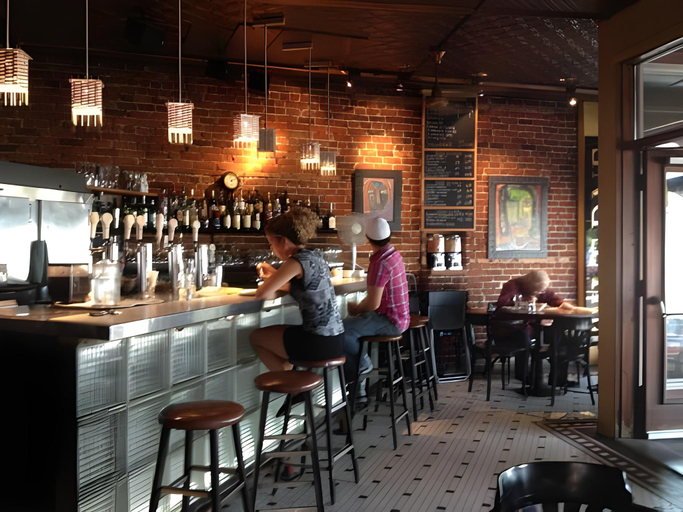 Food & Drinks 4, Hotel Belley, Communauté-Urbaine-de-Québec