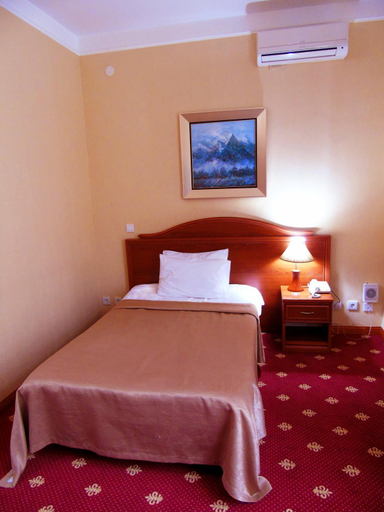 Bedroom 3, Amsterdam Hotel Aktobe, Aqtobe