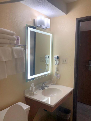 Bathroom 3, Wallaceburg, Chatham-Kent