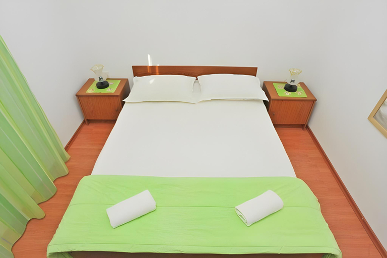 Bedroom 2, Apartments Lenka - One Bedroom Apartment with Balcony and garden View A2, Sutivan