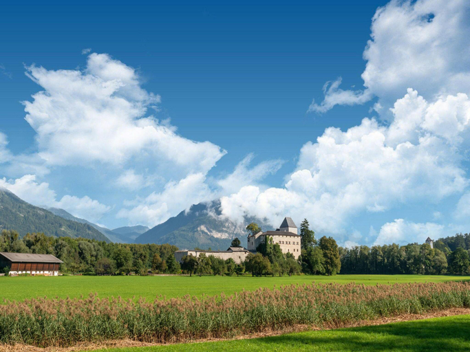 Others 3, Attractive apartment with terrace, Kufstein