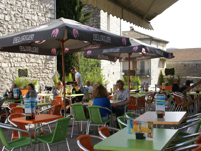 Food & Drinks 4, Holiday Home in Lablachere with Pool, Ardèche
