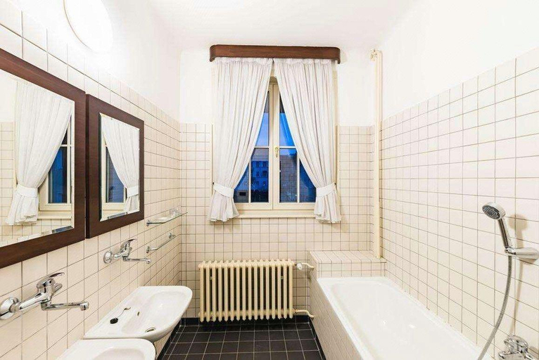 Bathroom, Hotel Narodny Dom, Banská Bystrica