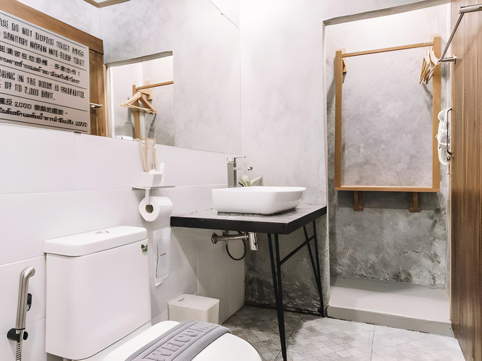 Bathroom 3, Sleepy House Chiang Rai, Muang Chiang Rai