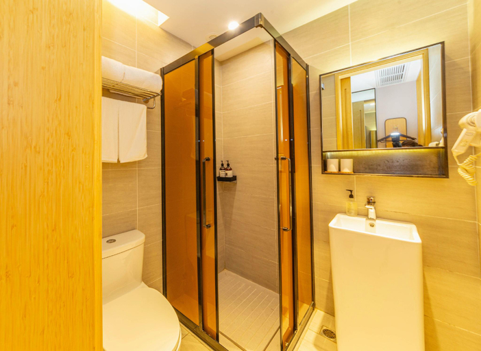 Bathroom 3, Hanting Hotel Shanghai Daning Music Square, Shanghai