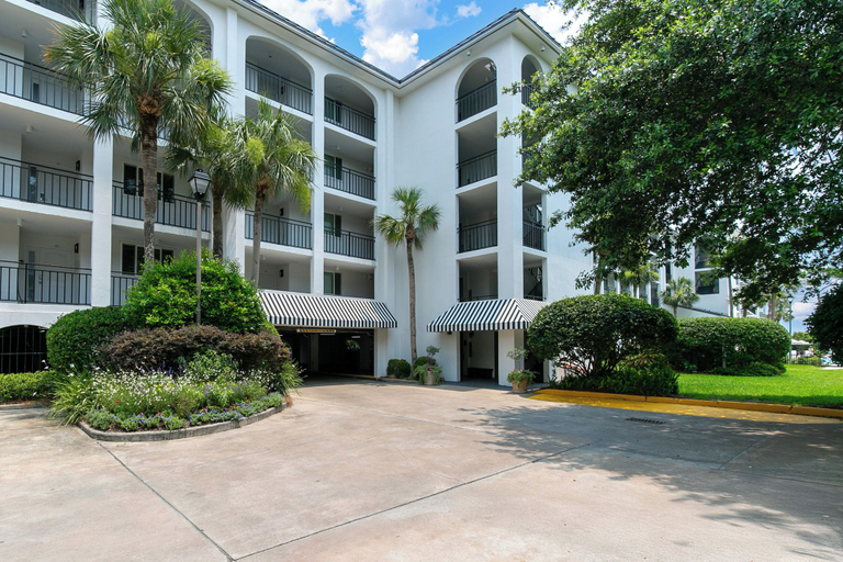 Exterior & Views 2, Hodnett Cooper's North Breakers, Glynn