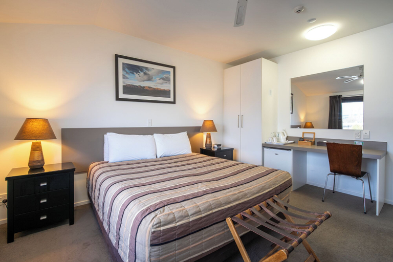 Room 4, The Halswell Accommodation, Christchurch