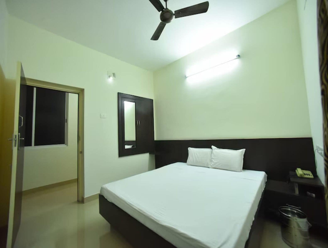 Bedroom 2, PRM Aruna Lodge, Erode