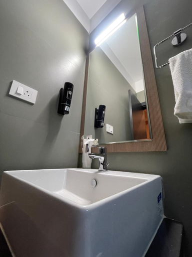 Bathroom 3, The Dibrugarh Address, Dibrugarh