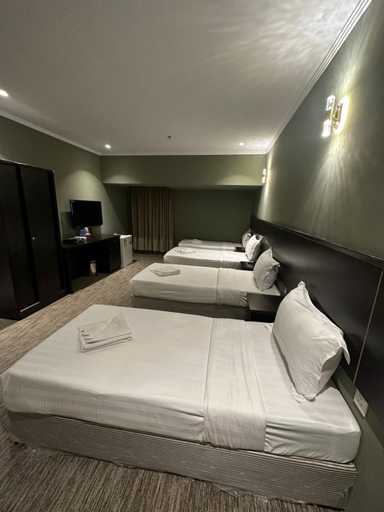 Bedroom 2, فندق كنان العزيزية Kinan Al Aziziyah Hotel, Makkah