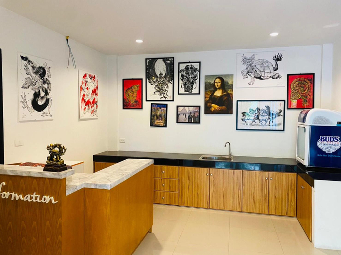 Others 1, Jhen House, Phuket Island