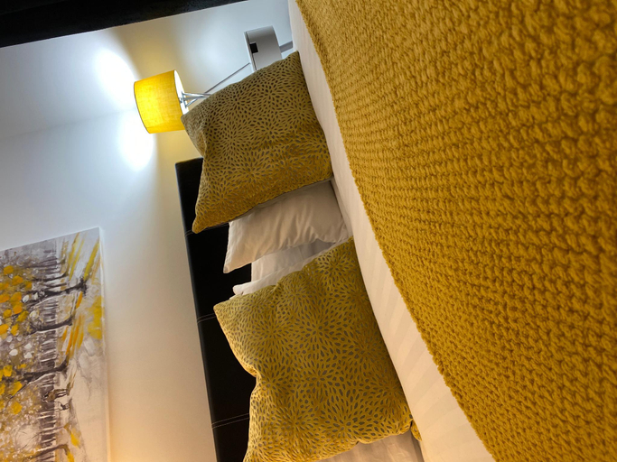 Bedroom 2, Druid House Lodge, Highland