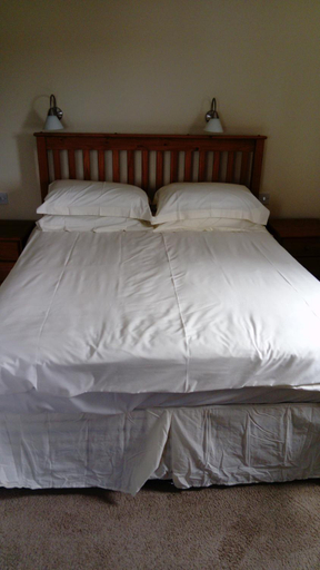 Bedroom 2, the old red lion, Somerset