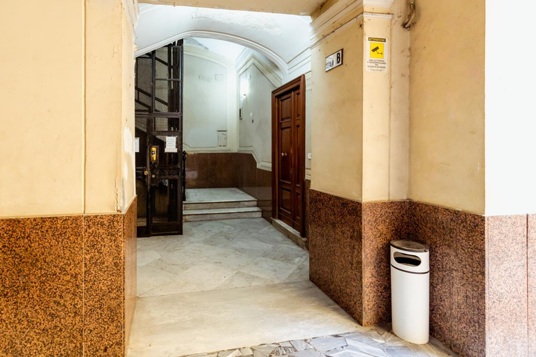 Others 5, Residenza Umberto I, Napoli