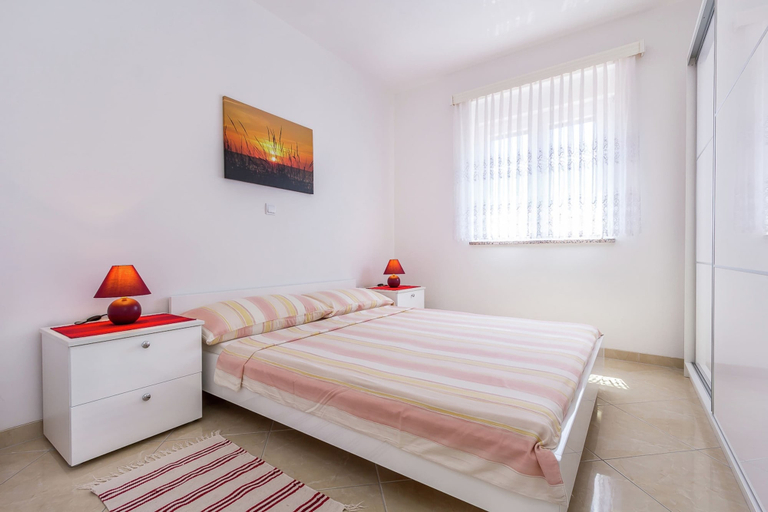 Room 4, Apartment in Medulin With Balconies, Medulin