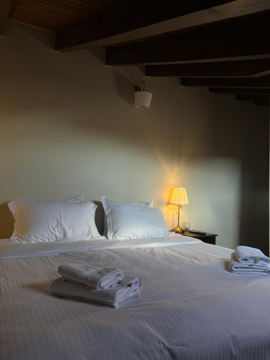 Others 5, Guesthouse Lousios, Peloponnese