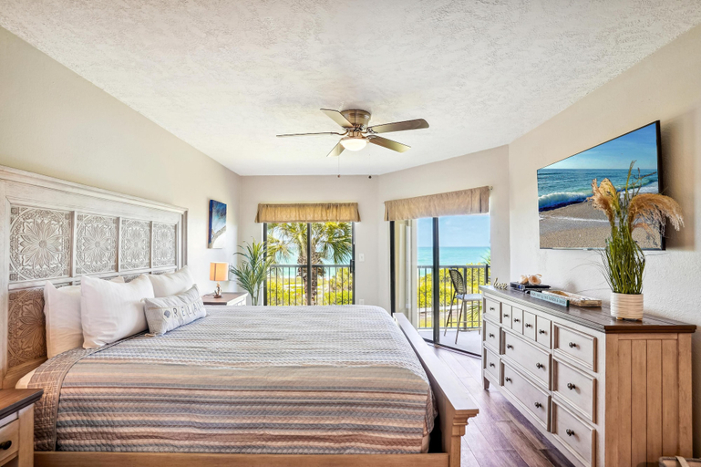 Bedroom 3, Land's End 11-305 Beach Front - Premier, Pinellas