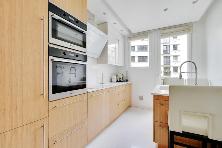 Others 3, charming Appt with a/c- 1bd/2p - tour eiffel , Paris