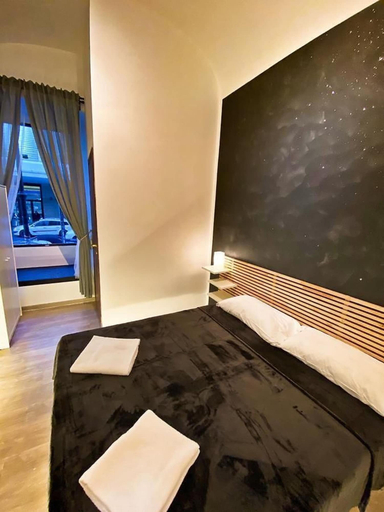 Bedroom 4, Cialdini 13 Roma, Rome