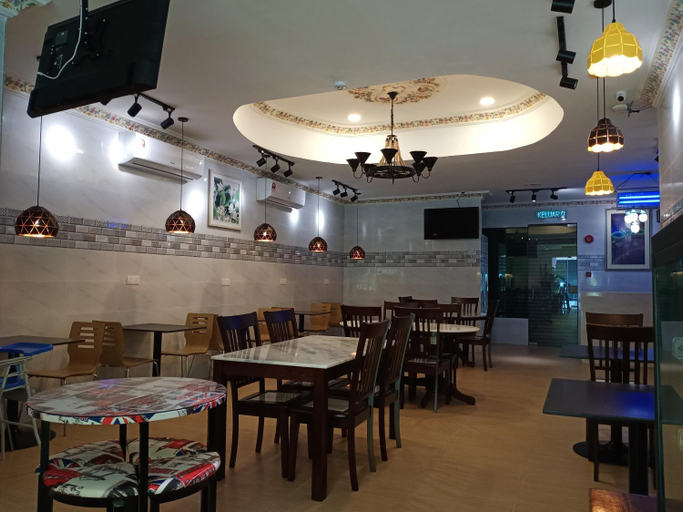 Food & Drinks 3, Comfort Hotel , Putatan