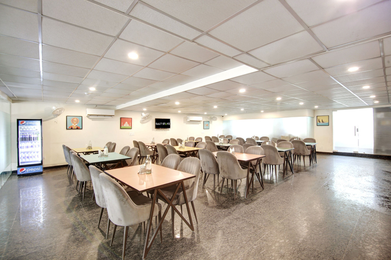 Food & Drinks 5, Saltstayz Premier - Golf Course Extension Road, Gurgaon