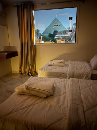 Bedroom 4, Imperial Pyramids View, Al-Ahram