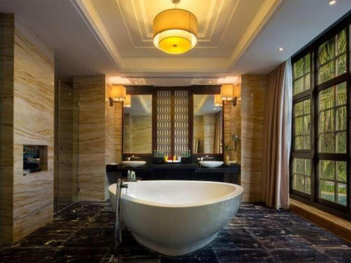 Bathroom 5, Eadry Royal Garden Hotel - Haikou, Haikou