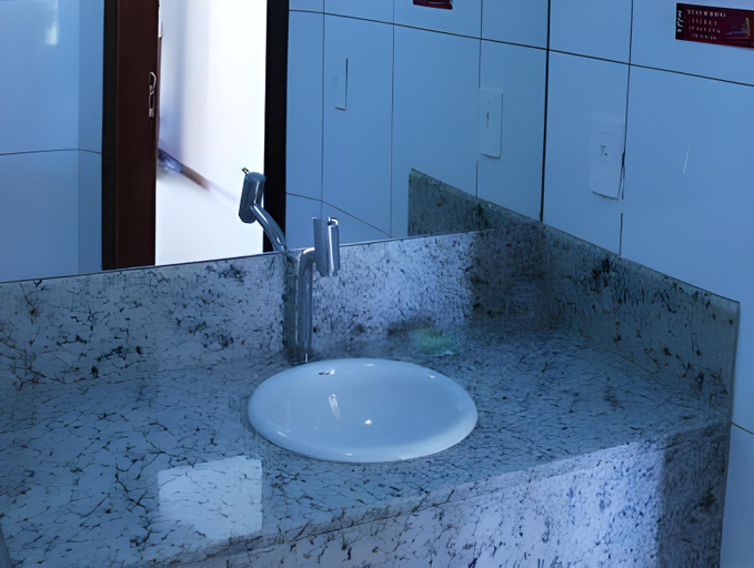 Bathroom 3, W4 Hotel, Irecê