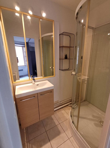 Room 2, Le Coin du Palan Chateauroux Hyper Centre, Indre