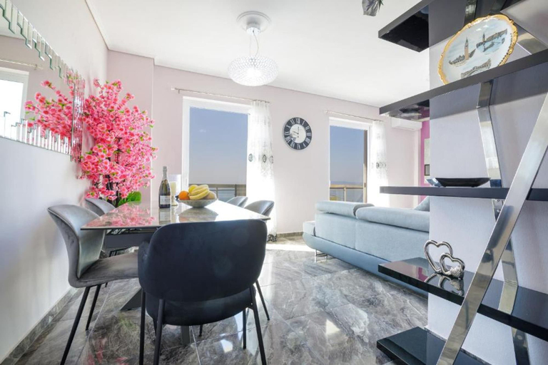 Room 2, Kalamata Coastal Charm Modern Seaside Escape, Peloponnese