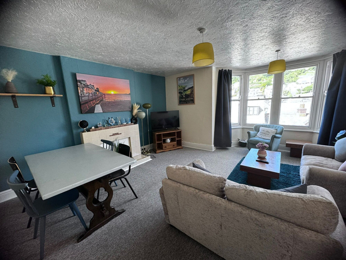 Room amenity 4, Seaside Apartments, Devon