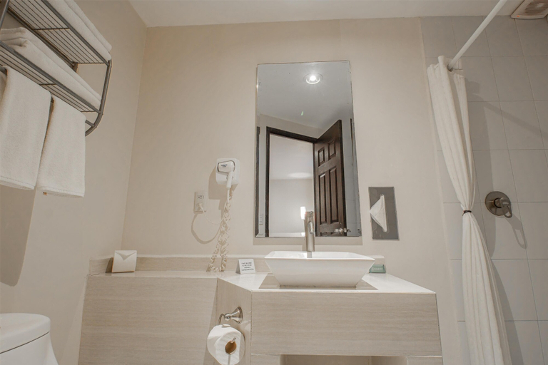 Bathroom 3, Best Western Real Tula Express, Tula de Allende
