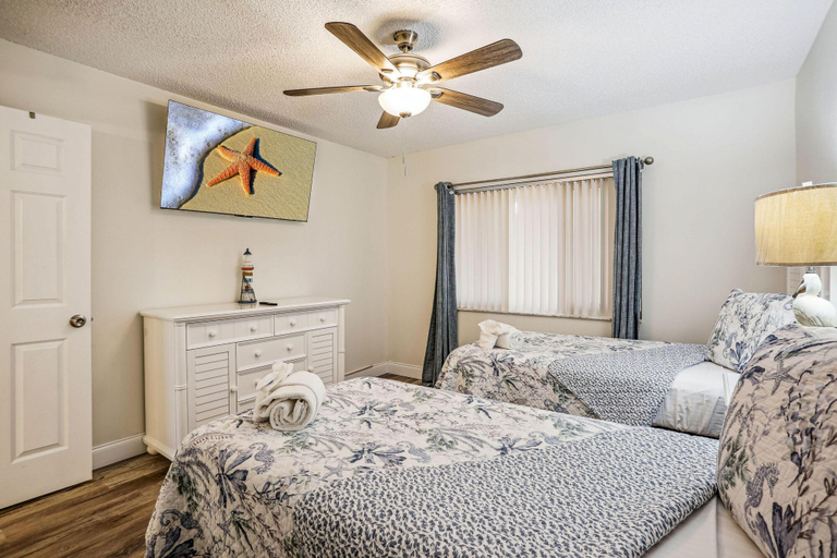 Bedroom 4, Land's End 3-205 Bay Front - Premier, Pinellas
