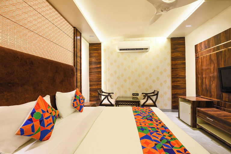 Bedroom 2, Fabhotel Ronald Inn, Faridabad