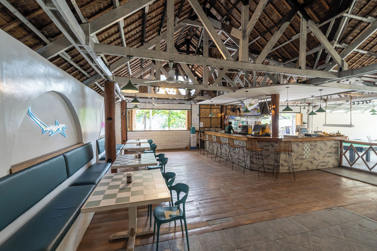 Food & Drinks 5, The Sharks Tail Dive Resort, Daanbantayan