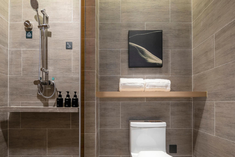 Bathroom 3, Atour Ningbo Zhenhai New City, Ningbo