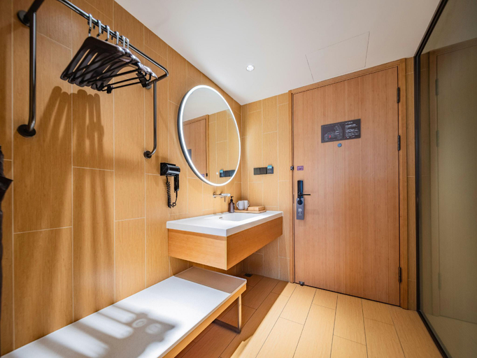 Bathroom 4, Ji Hotel (Sichuan Normal University), Chengdu