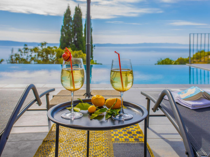 Food & Drinks 5, VILLA 2M, Makarska