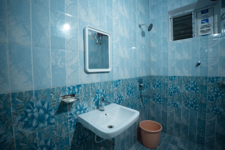 Bathroom 5, Yellow Bells Serviced Apartments Hitech City, Hyderabad