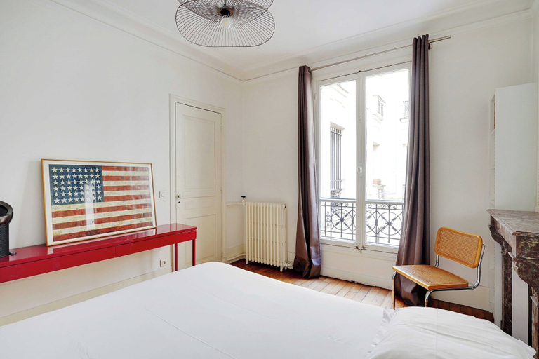 Room 5, Charming Apartment- 2br-4p- Parc Monceau, Paris
