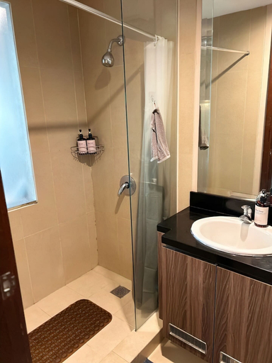 Bathroom 4, U Residence Karawaci Supermal Apartments, Tangerang