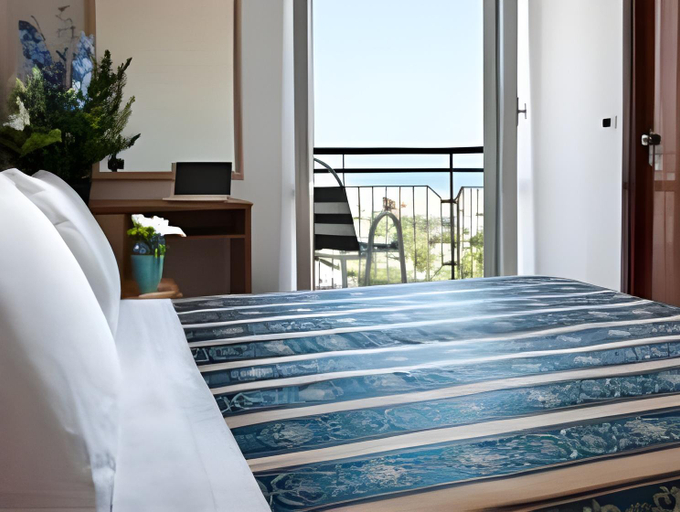 Bedroom 3, Hotel Atlas B B, Forli' - Cesena