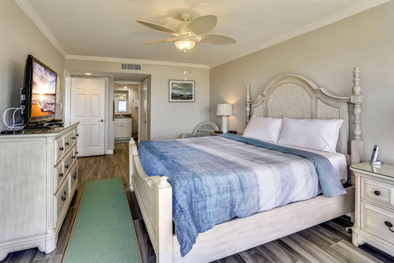 Bedroom 4, Land's End 9-304 Beach Front - Premier, Pinellas
