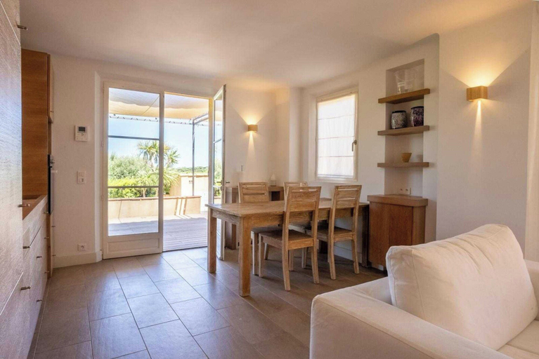 Others 5, Charming House - Ac/2 Br/4p - Saint-tropez, Var